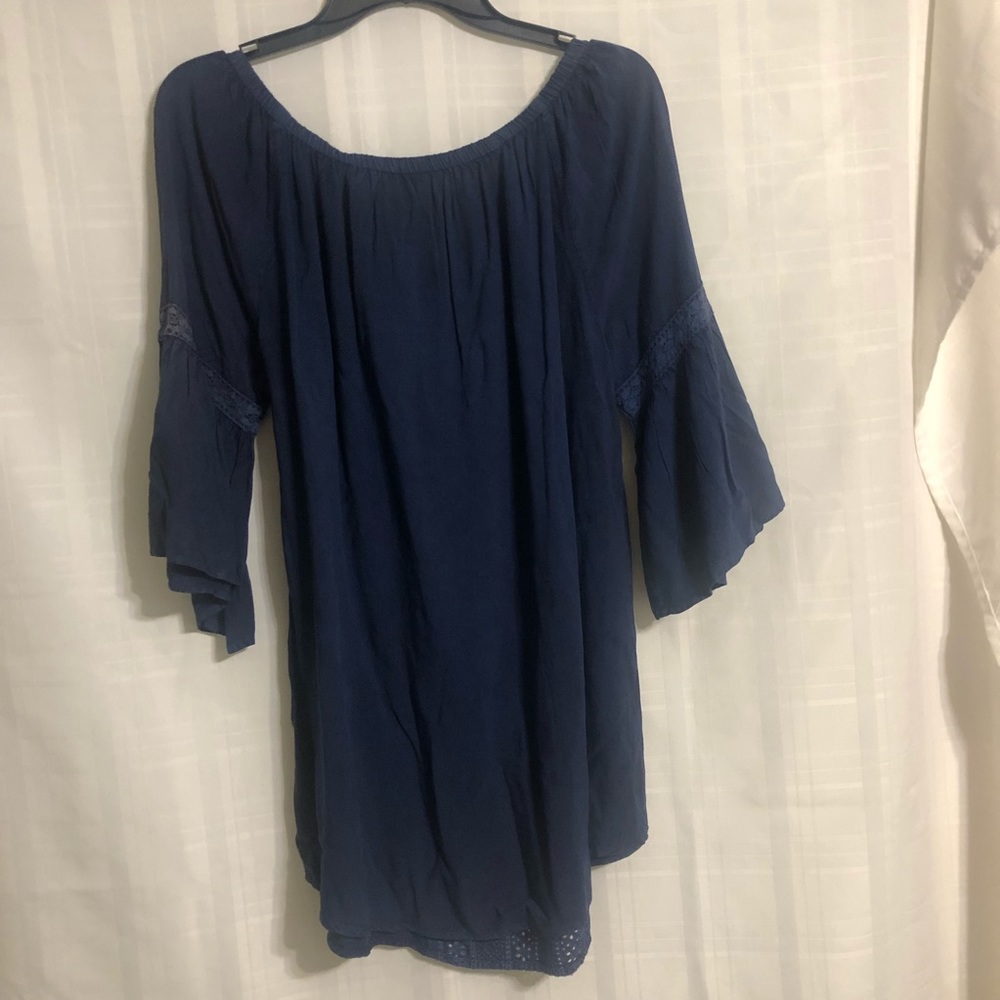 Splendid exclusive for A Pea in the Pod Maternity Blouse. - Picture 7 of 8